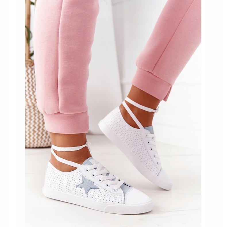Women's Leather Sneakers With a Star Big Star DD274692 White-Blue 2 Women's Leather Sneakers With a Star Big Star DD274692 White-Blue 2