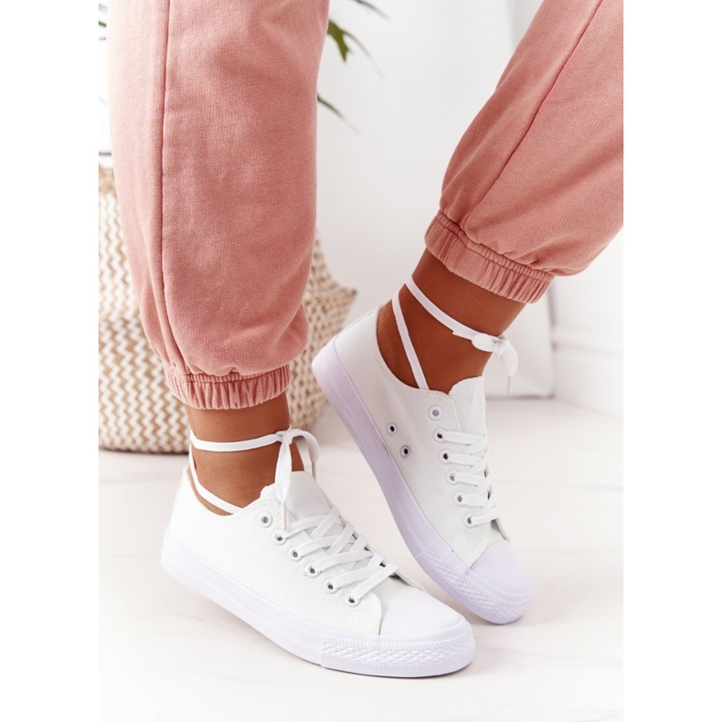 Women's Classic Sneakers White Omerta 1