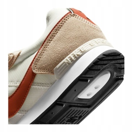 Nike Venture Runner W CK2948-105 beige white 2