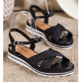 Mannika Black Sandals On The Platform 1