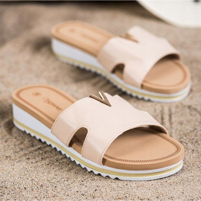 Groto Gogo Classic Comfortable Slippers beige 1