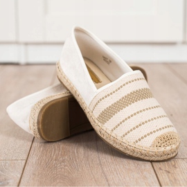 Ideal Shoes Espadrilles With Pattern beige 1