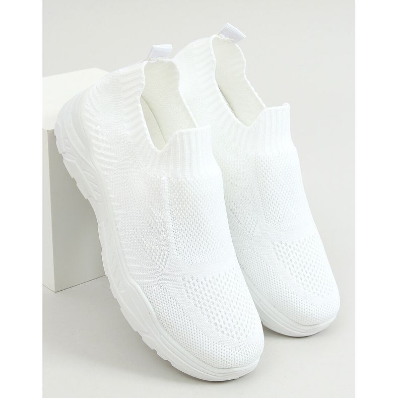 White LA172P White socks sports shoes 1