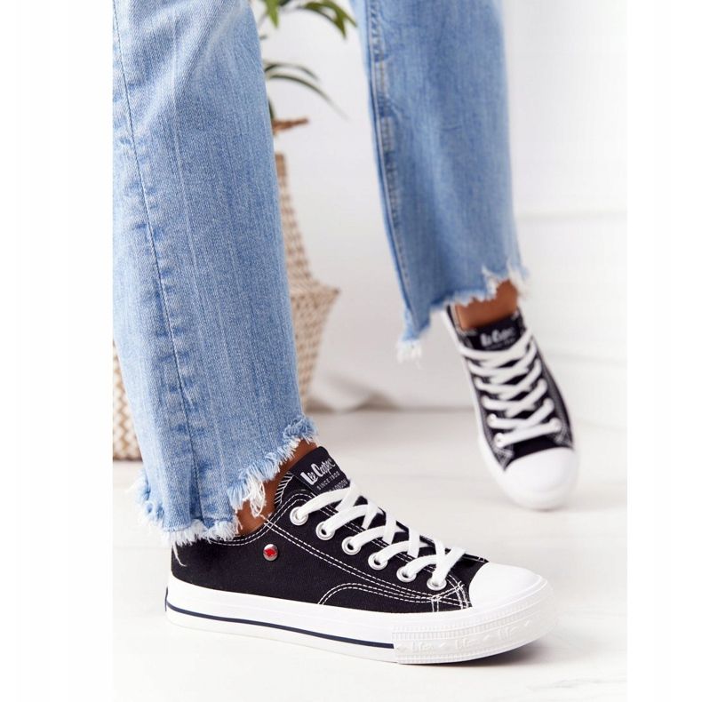 Lee Cooper LCW-21-31-0097L Black Women's Sneakers white 1 Lee Cooper LCW-21-31-0097L Black Women's Sneakers white 1