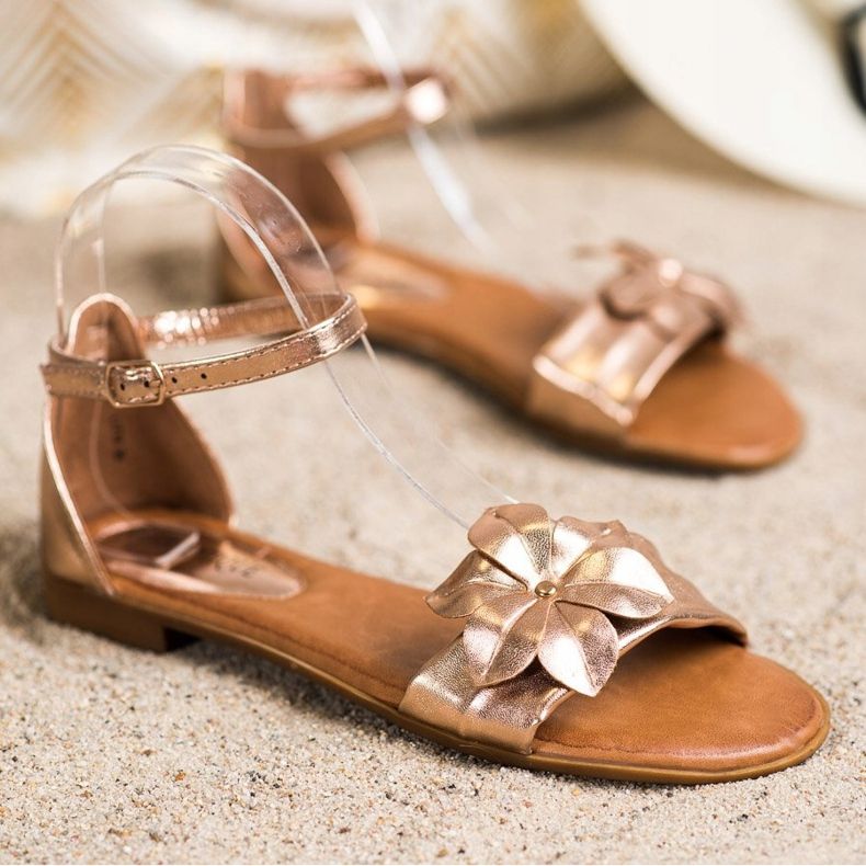 Diamantique Golden Sandals With Flower 1