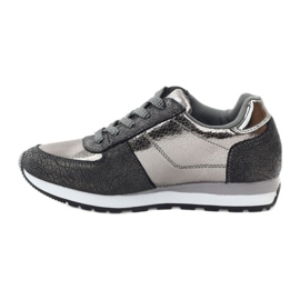 McArthur Women's silver-gray metallic sports shoes grey 2 McArthur Women's silver-gray metallic sports shoes grey 2