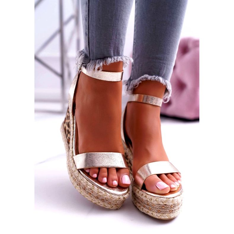 Women's Sandals Lu Boo On a Wedge Linen Golden Shiran 3