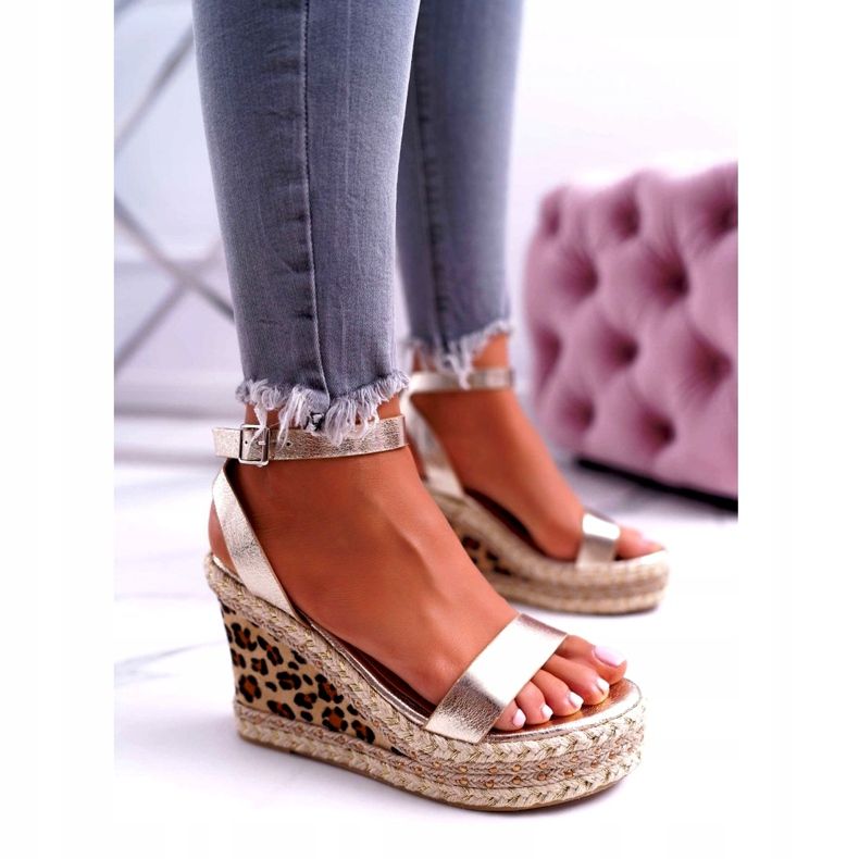 Women's Sandals Lu Boo On a Wedge Linen Golden Shiran 4