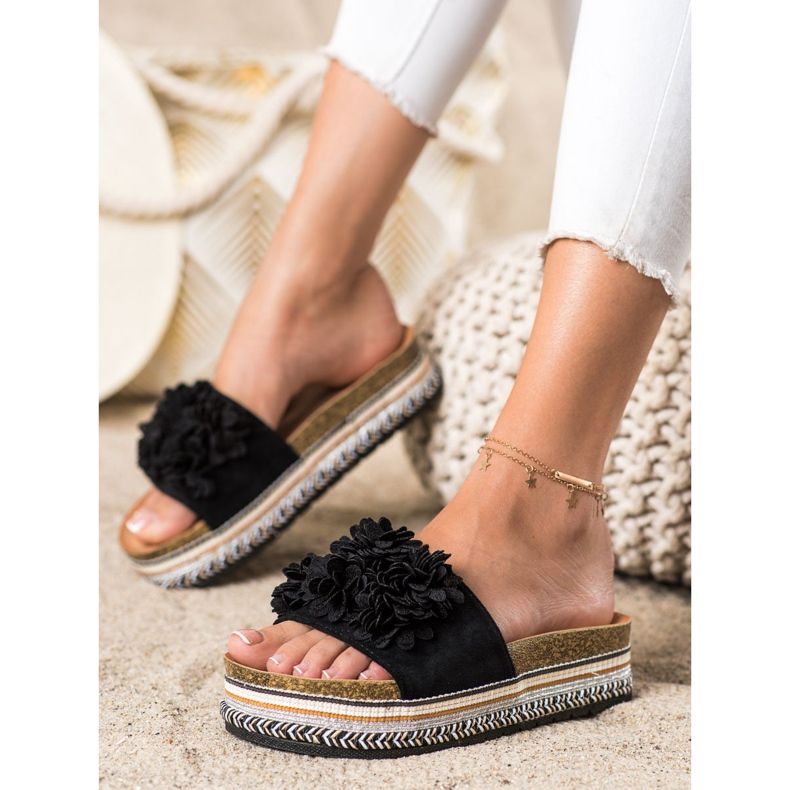 SHELOVET Slippers On The Platform With Ornament black 1