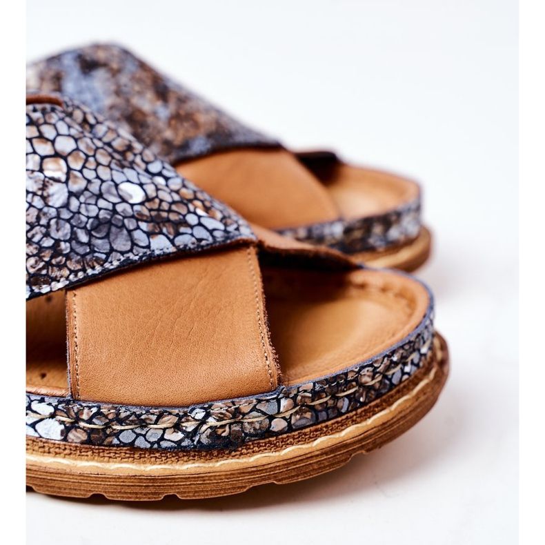 Leather Profiled Slippers Maciejka 04986-02 Brown 1