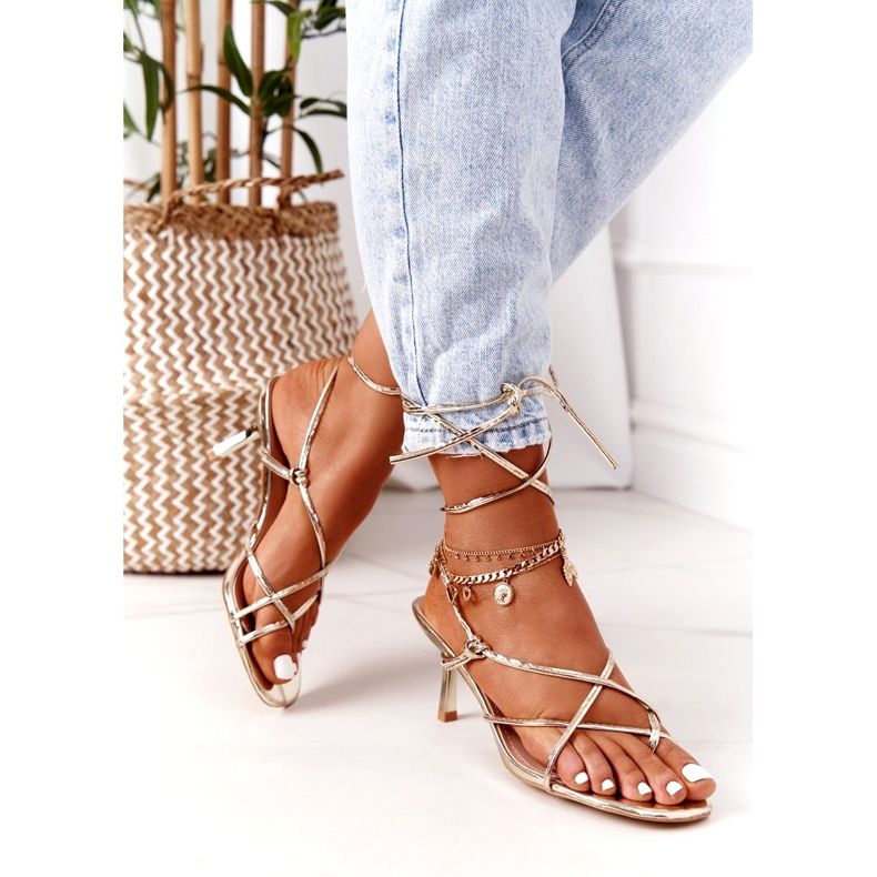 PS1 Tied Sandals On A High Heel With Square Toe Golden Runway 1