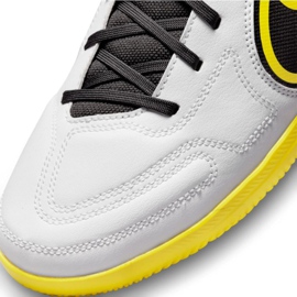Nike Tiempo Legend 9 Club Ic M DA1189 107 football shoes white white 2