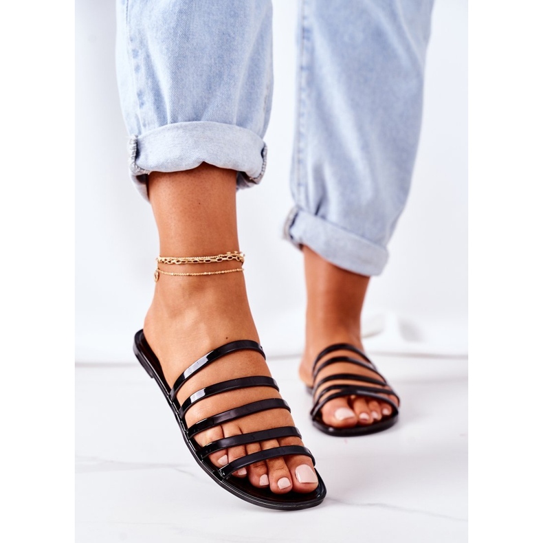 Flat Rubber Slippers Black Travel With Me 1