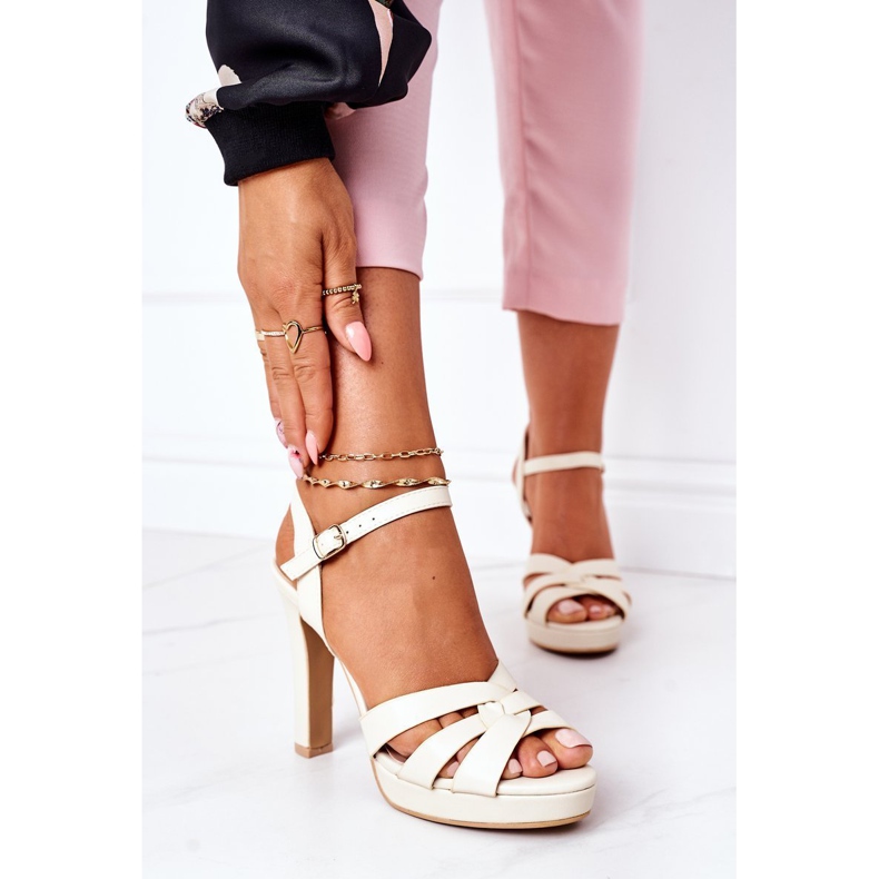 PW1 Elegant Sandals On A Bar Beige Anastasia 2