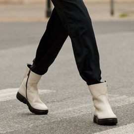 Marco Shoes Sporty white ankle boots made of soft natural leather 1