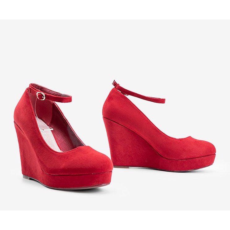 Red pumps on the wedge Marni 1