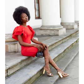 PS1 Tied Sandals On A Golden Catwalk Bar 4