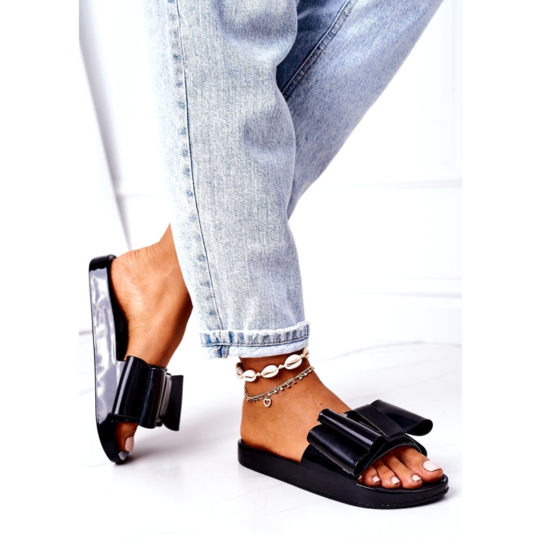 PS1 Rubber Slippers With A Bow Black April 3