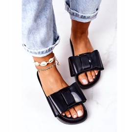 PS1 Rubber Slippers With A Bow Black April 4