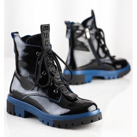 ARTIKER Leather Black Workers 1