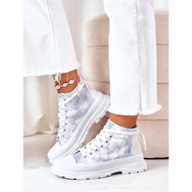 FJ1 High Sneakers On A Large Blue Sole With A Tie-Dye Trissy Effect white 2 FJ1 High Sneakers On A Large Blue Sole With A Tie-Dye Trissy Effect white 2