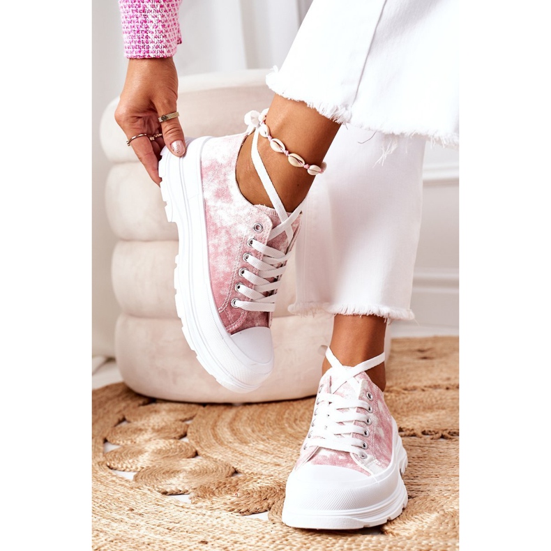 FJ1 Pink Sneakers With Tie-Dye Travel Time Effect white 1 FJ1 Pink Sneakers With Tie-Dye Travel Time Effect white 1