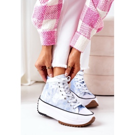 FJ1 Blue Sneakers On The Platform With The Tie-Dye Electric Love Effect white 1