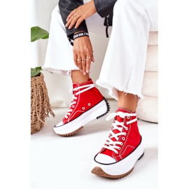 High Sneakers On The Electric Love Red Platform 2