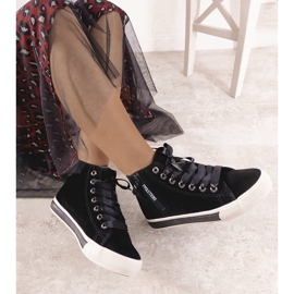 Black ankle-high sneakers with a Sunilino ribbon 1