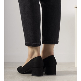 Black pumps on the Always post 2