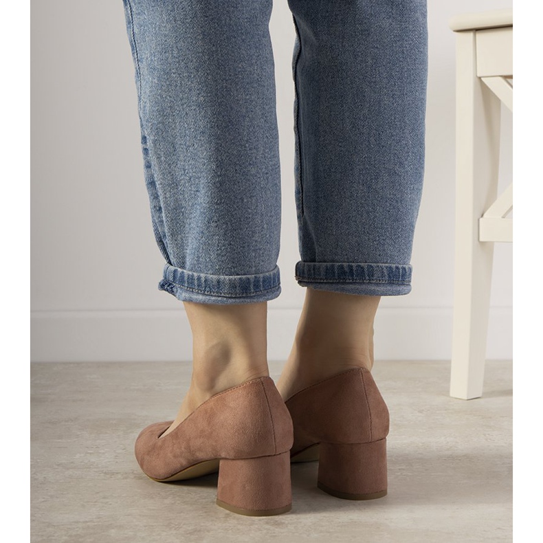 Pink pumps on the Always post 2