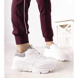 White sneakers with Kaori reflective insert 1