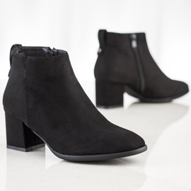 Classic Black VINCEZA boots 1