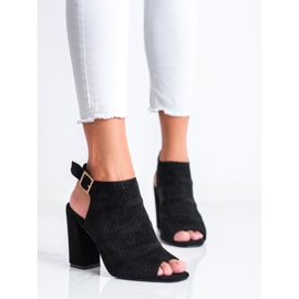 Renda Openwork Sandals On A Post black 2