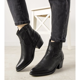 Black cowboy boots with an embroidered Mustgrow pattern 1