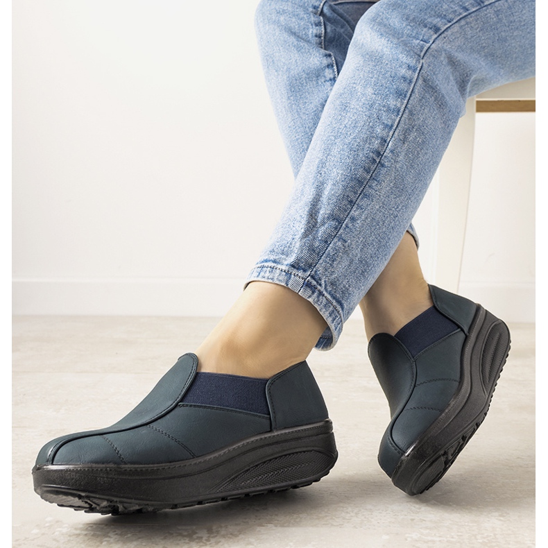 Navy blue shoes on a high Spike sole 1