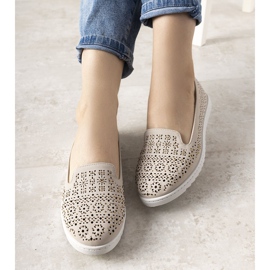 Beige loafers with an openwork Catwalk pattern 1