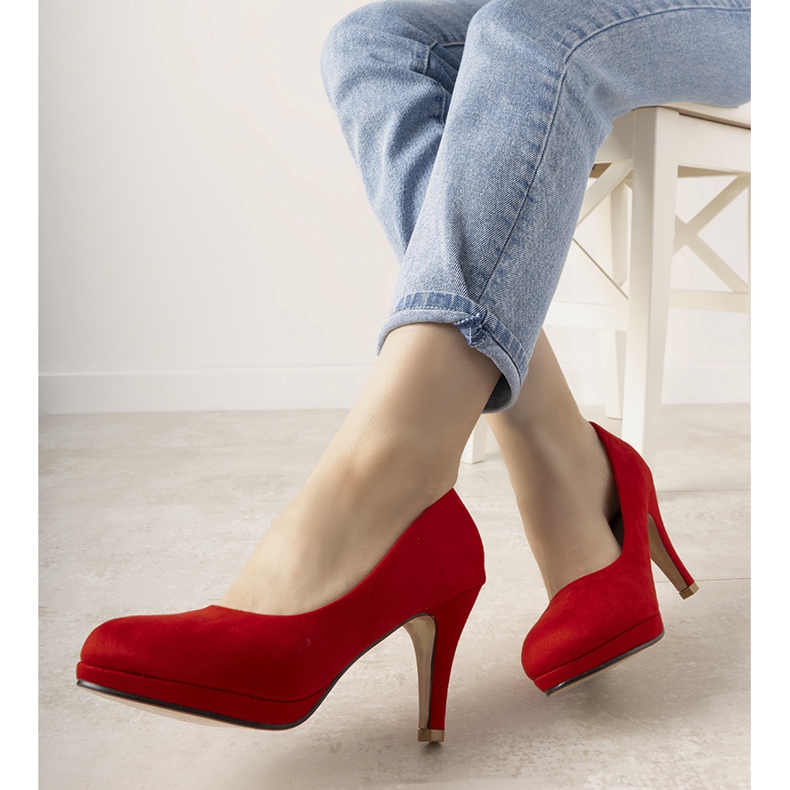 Red pumps on a Marino stiletto heel 1