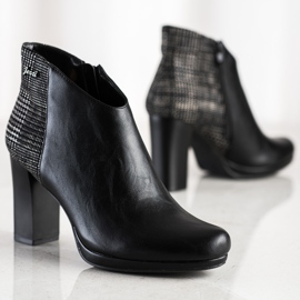 SHELOVET Short Booties On A Post black 1