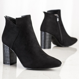 Vinceza Snake Print Heel Boots black 1