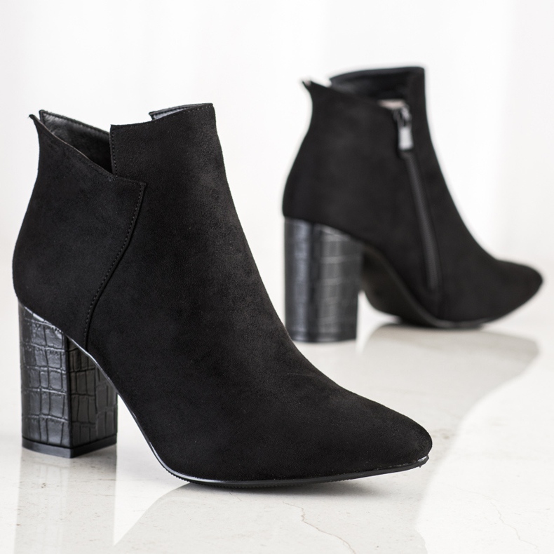 Vinceza Snake Print Heel Boots black 1