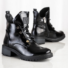 Comfortable black VINCEZA boots 1