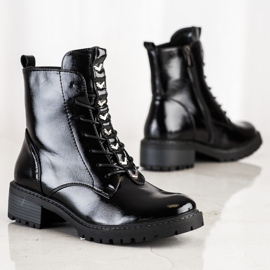 Classic VINCEZA Workers black 2