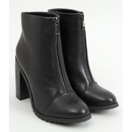 Black boots on the post 801 Black 1