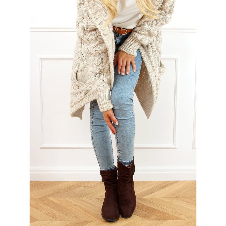 Brown fringed flat boots B0-330 Brown 1