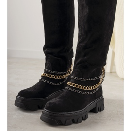 Black boots with Saturday chain 1