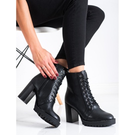 Lovery Lace-up Booties On A Post black 1