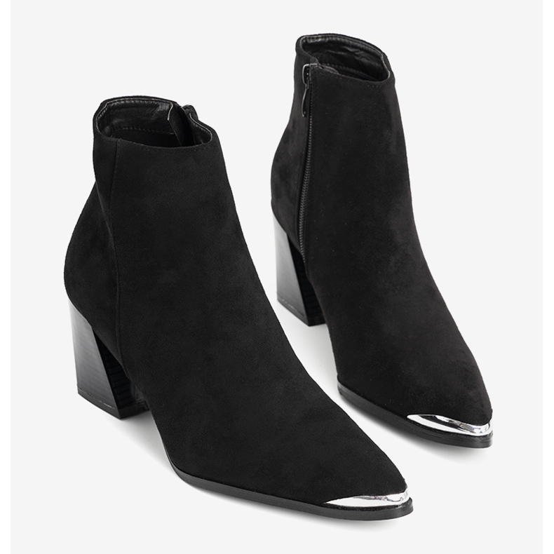 Black Edith women's boots on the post 1
