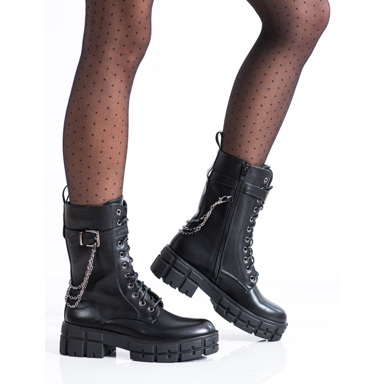 Seastar High Workers With A Chain black 2