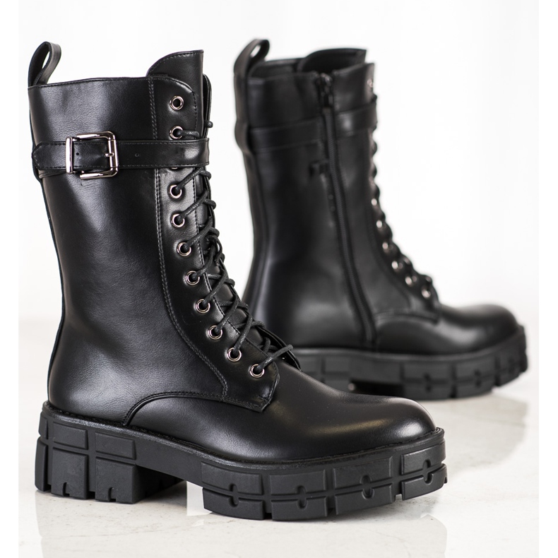 Seastar High Workers With A Chain black 1